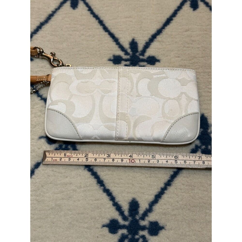 Vintage Coach Y2K 2000s Optic Wristlet Pouch - White - Picture 6 of 7